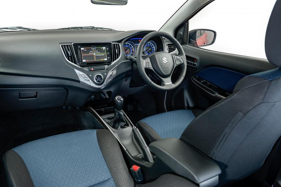 Торпедо Suzuki Baleno 2019 года  (ZA) (фото 10 из 40)